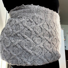 Indlæs billede til gallerivisning Kram Dellevarmer Strikkeopskrift