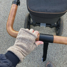 Indlæs billede til gallerivisning Mormors Spadseresæt Strikkeopskrift